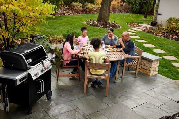 Газовый гриль Weber Genesis II EX-335 GBS черный 61016775 фото
