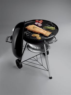 Угольный гриль Weber Compact Kettle 57 см, черный 1321004 фото