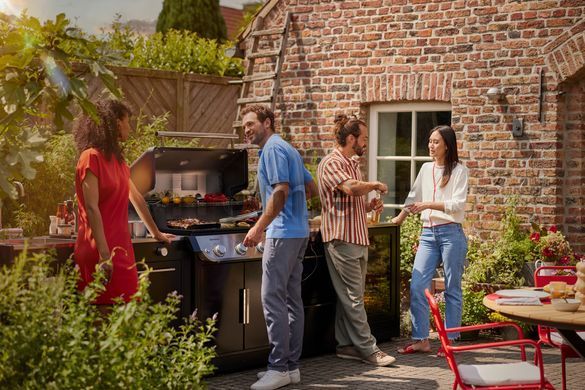BBQK2 Встроенная кухня Weber (без гриля, кухня включает два блока с шкафчиками, с адаптацией под боковую горелку гриля Spirit) 1500611 фото
